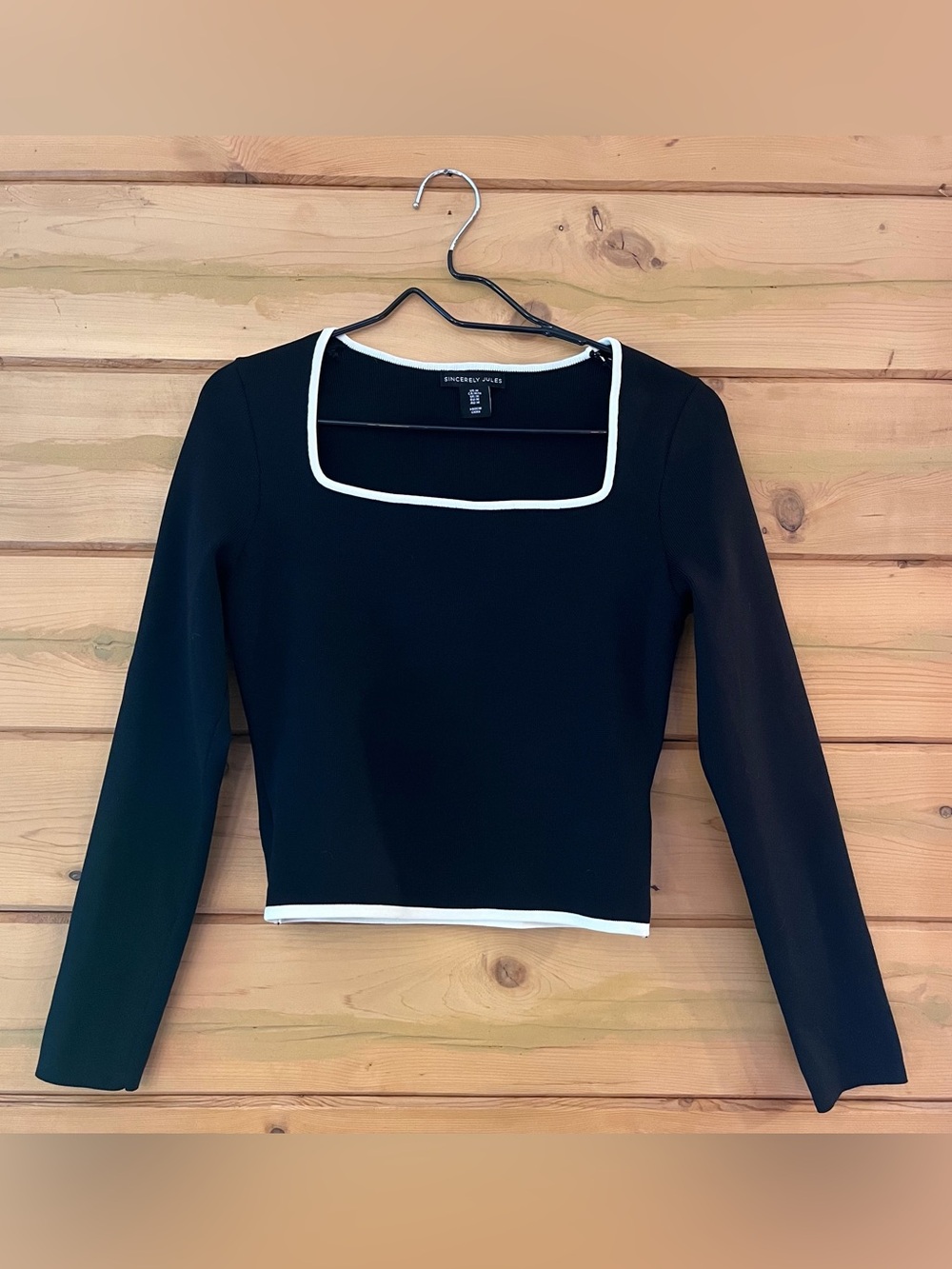 Sincerely Jules Black & White Knit Two-Piece Top & Pleated Mini Skirt Set Size M